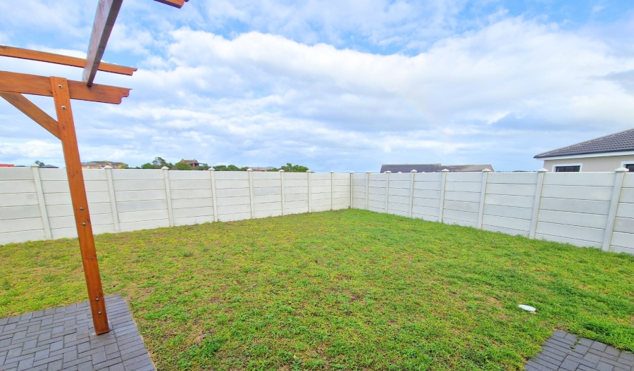 3 Bedroom Property for Sale in Paradise Beach Eastern Cape